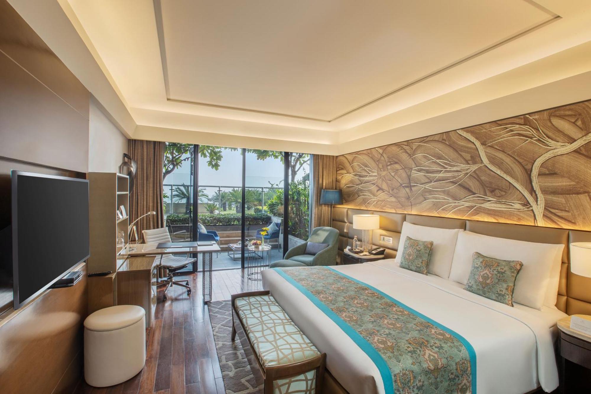 The Leela Ambience Convention Hotel Delhi Nueva Delhi Exterior foto