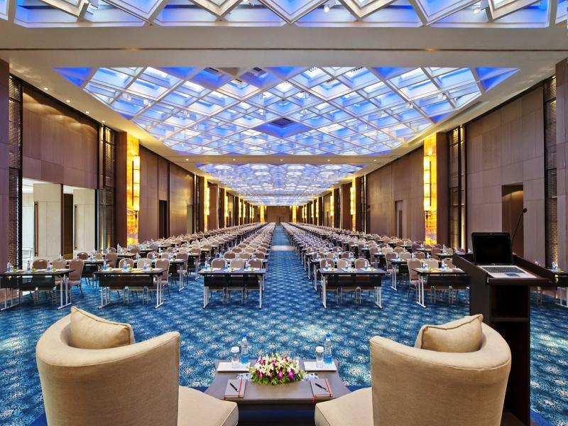 The Leela Ambience Convention Hotel Delhi Nueva Delhi Exterior foto The Grand Ballroom